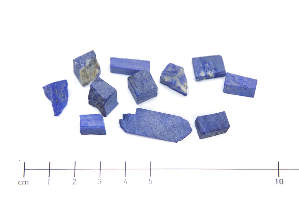 Lapis-lazuli, qualité moyenne - Pierre