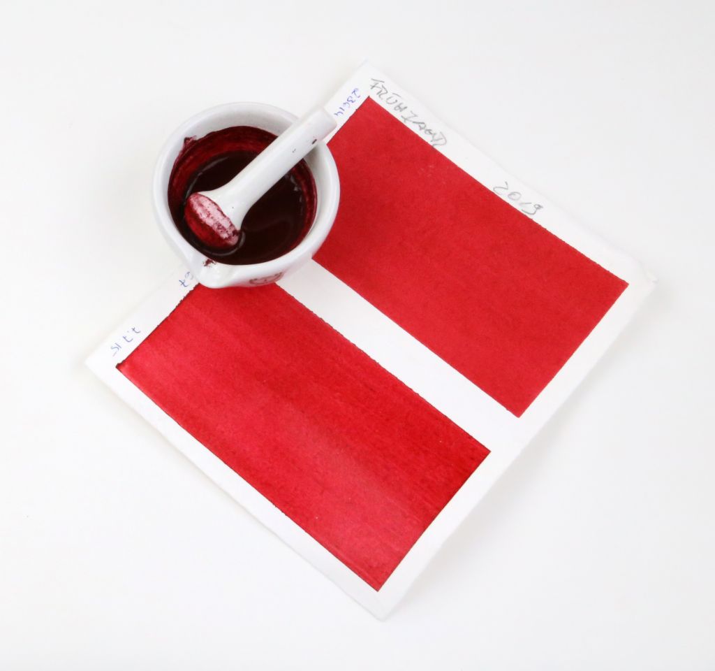 Alizarine Crimson medium