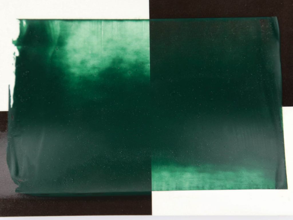 Vert Cobalt foncé, plus granuleux