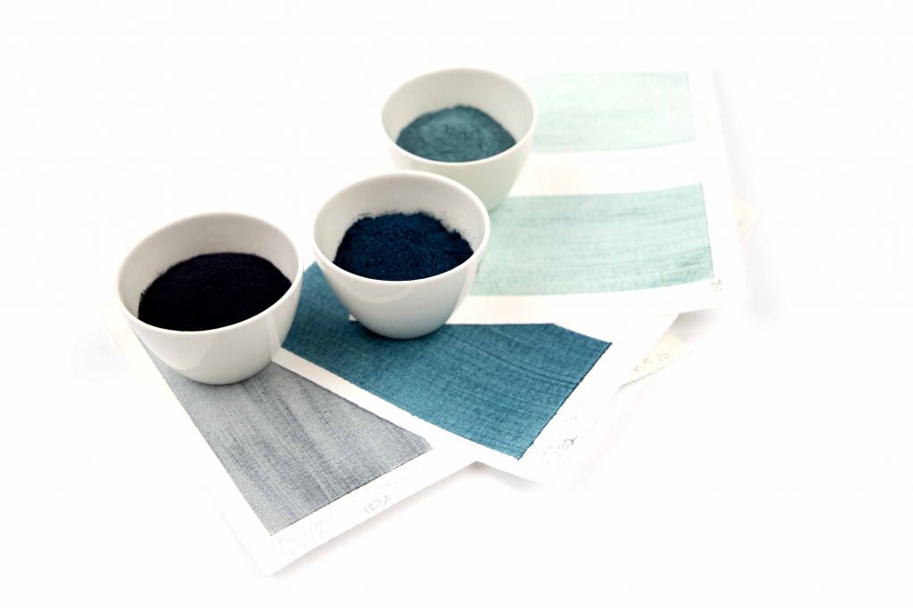 Maya Blue, deep blue M