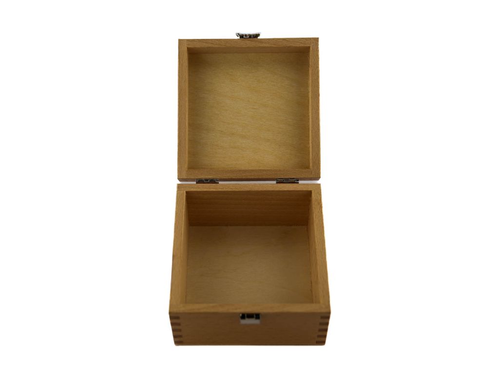 Wooden Box empty, 4.92 x 4.92 x 3.15 inches