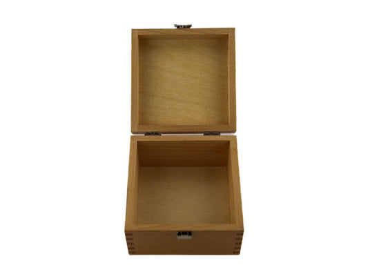 Wooden Box empty, 4.92 x 4.92 x 3.15 inches