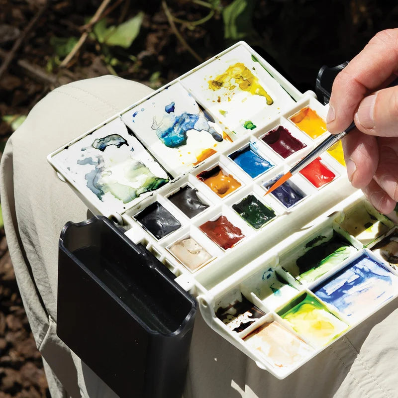 The Portable Painter Classic Palette